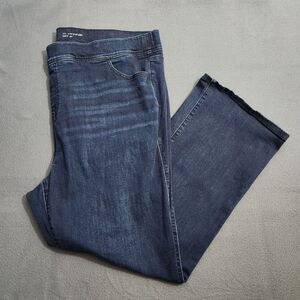 Torrid Women 4 Short Dark Wash Lean Slim Boot Super Soft Pull On Jeans